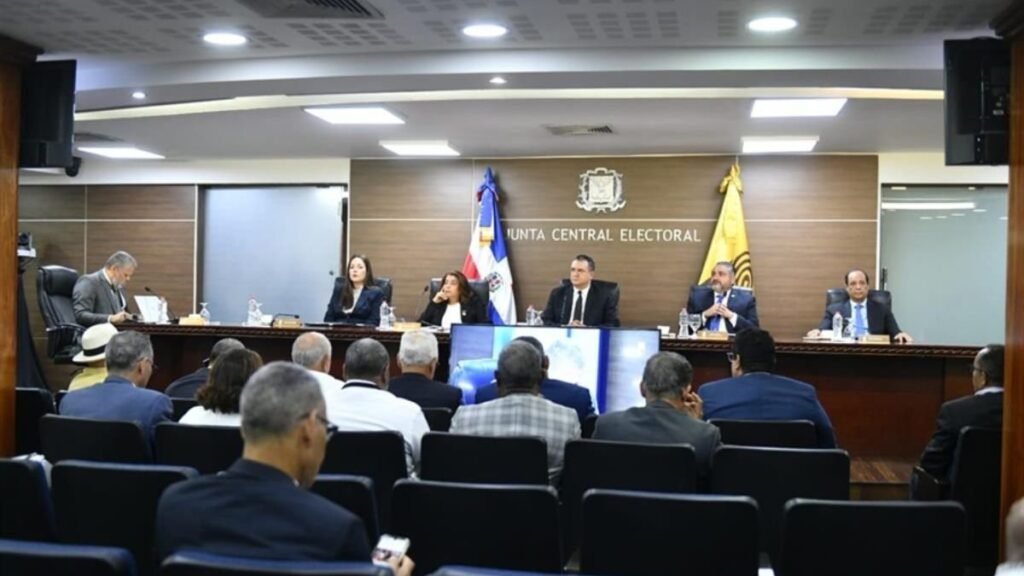 JCE restringe publicación de encuestas políticas hasta el 2027