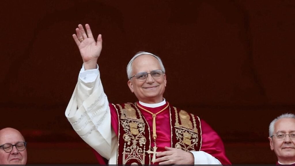 Papa León XIV reafirma postura: Iglesia no aprueba bendición formal a parejas homosexuales
