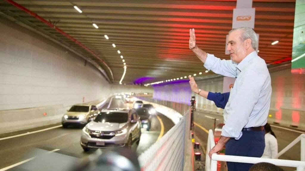Presidente Abinader inaugura el túnel de la Plaza de la Bandera que cambia la salida hacia el Sur y redefine la movilidad del Gran Santo Domingo